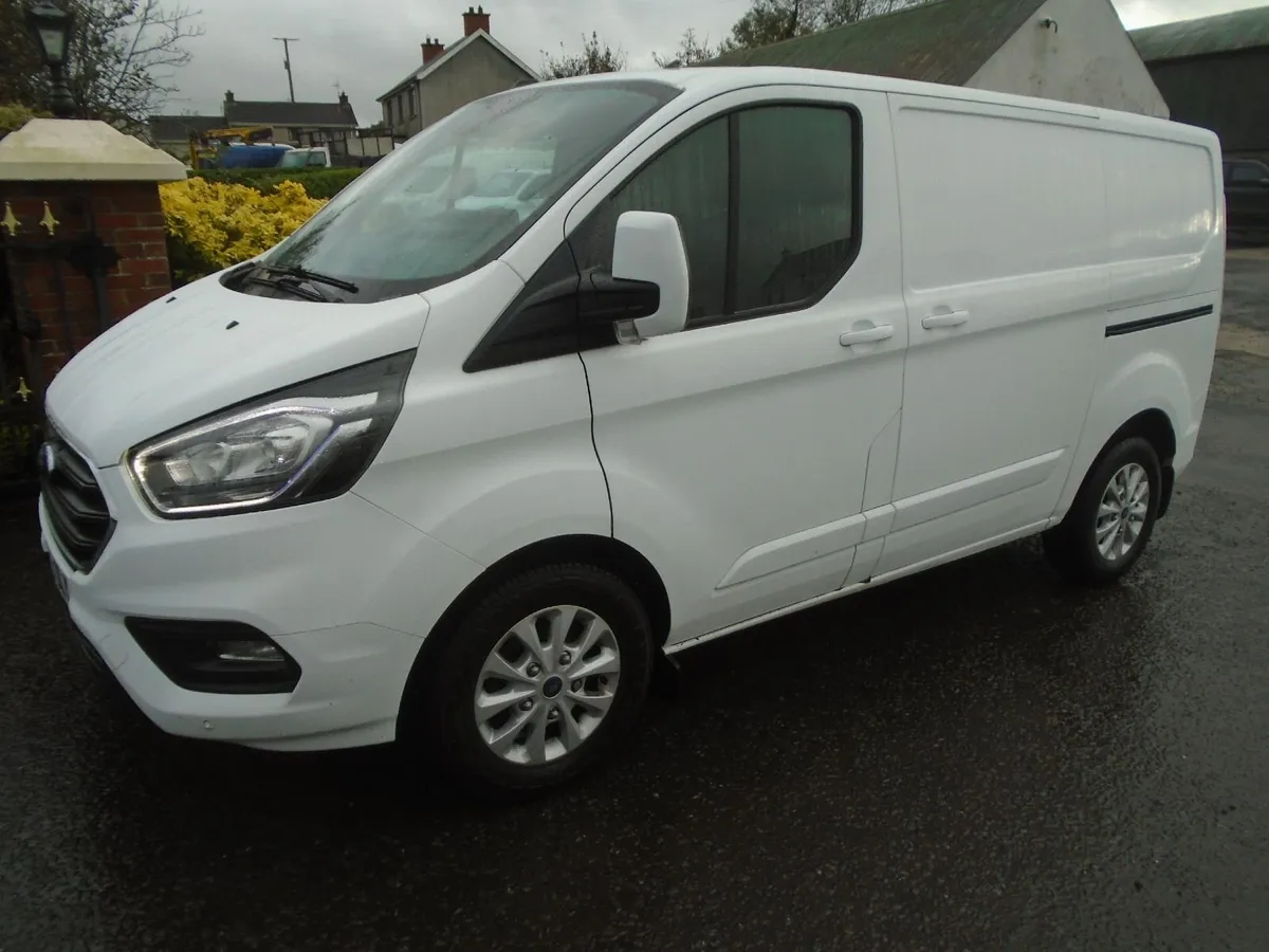 2023 Ford Transit Custom LIMITED SWB 130HP. - Image 3