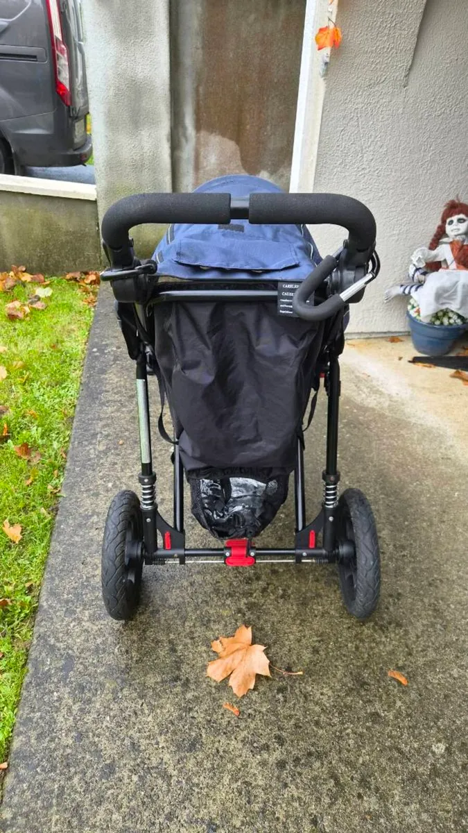 OutNAbout single buggy - Image 4