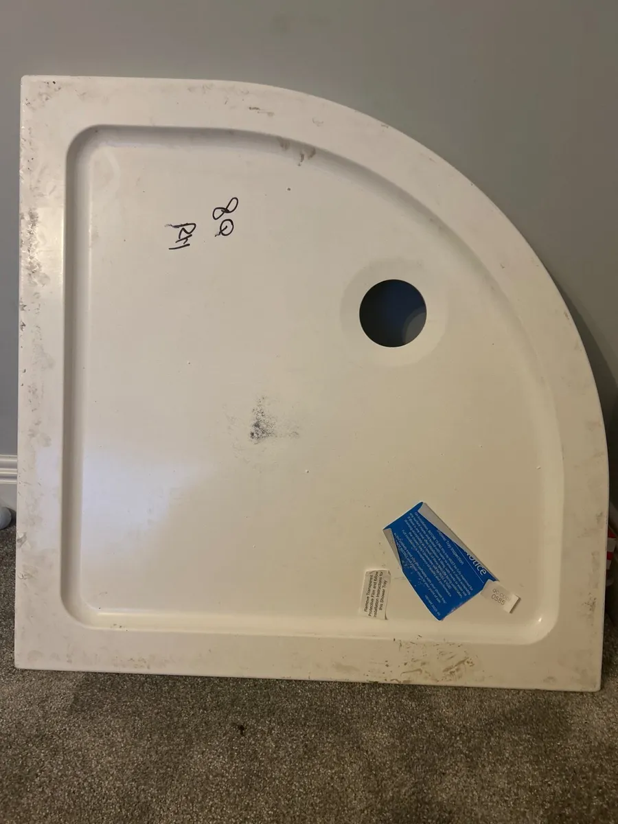 Shower tray