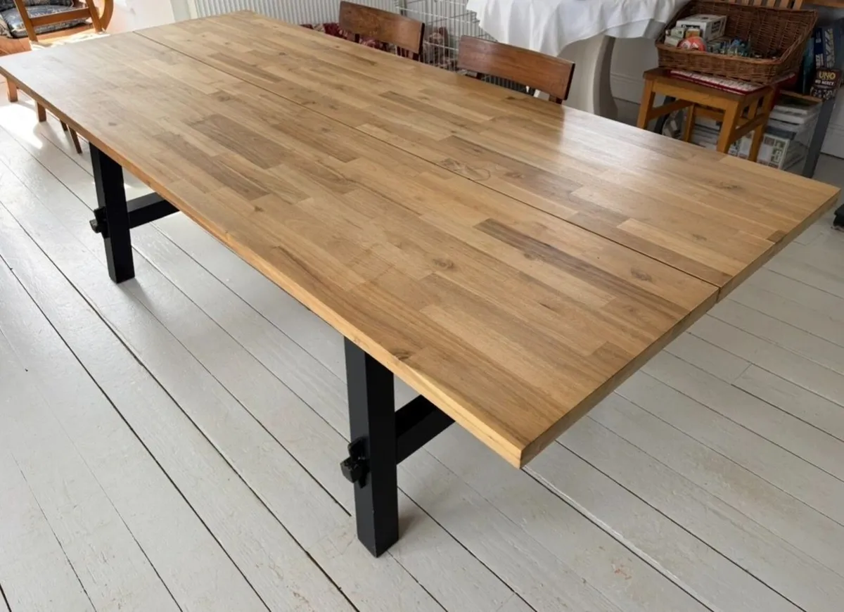 Kitchen table - Image 2