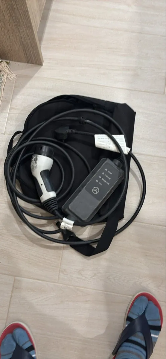 Mercedes ev charging cable - Image 2