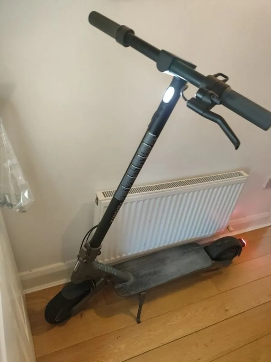 Xaiomi Electric scooter 4 ultra - Image 1