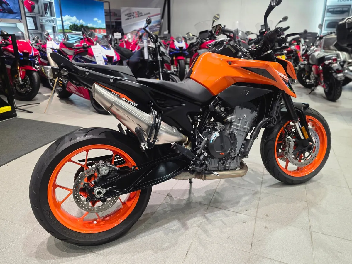 KTM 790 Duke - Image 3