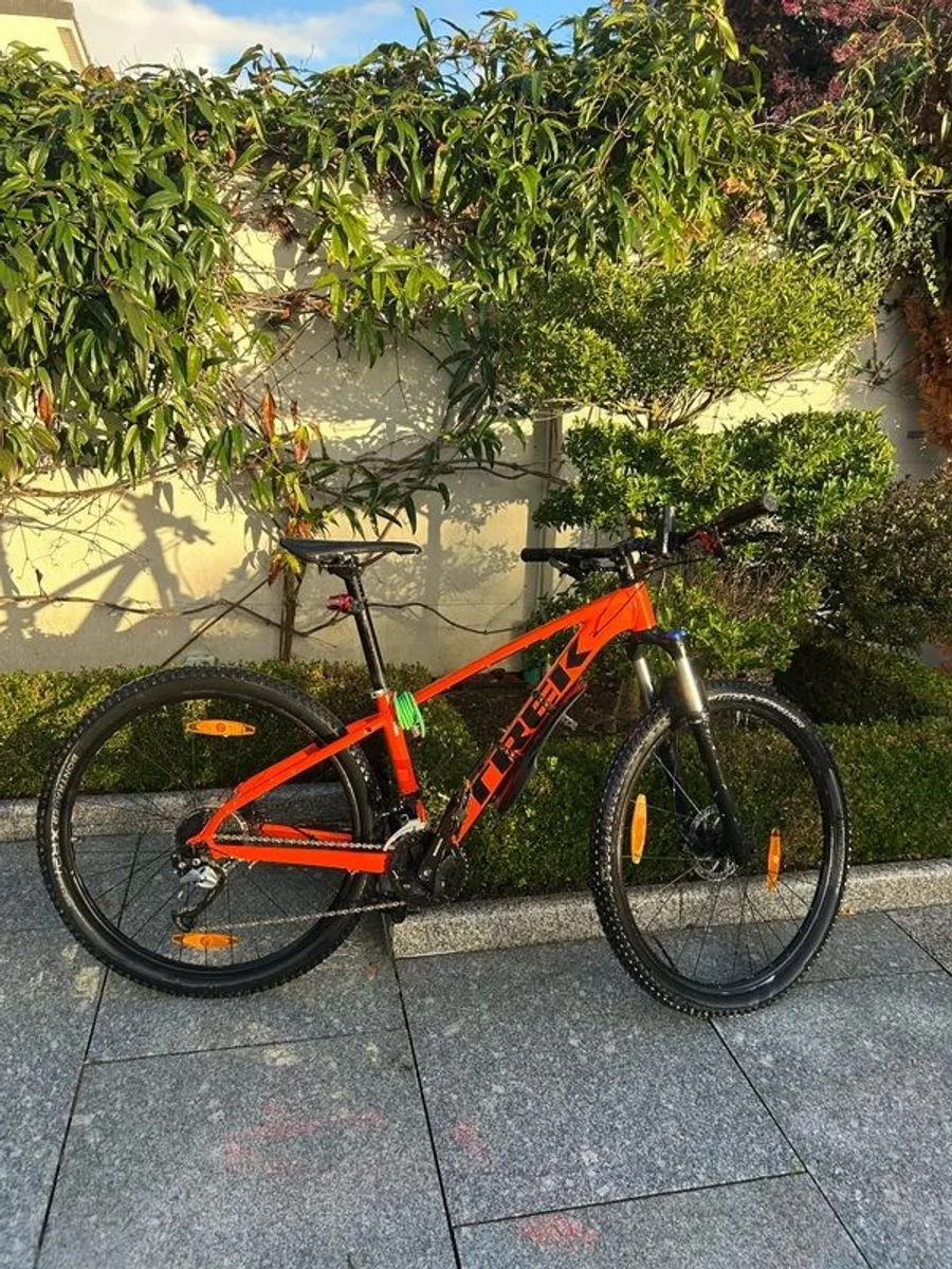 Mountain Bike - Image 2