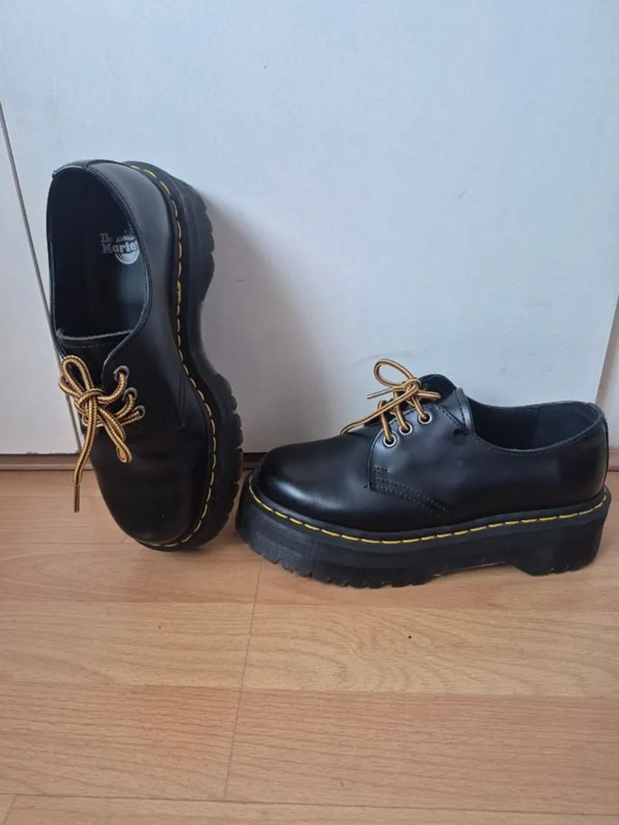 Dr. Martin's quad platform shoes size 5 - Image 3