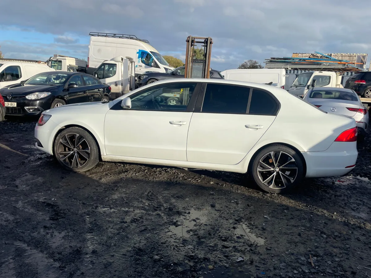 14 Skoda superb 1.6 tdi - Image 2