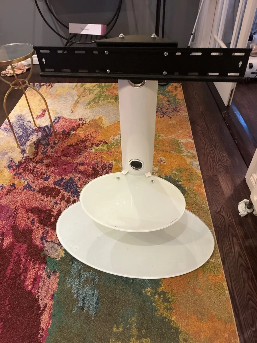 Tv stand - Image 2