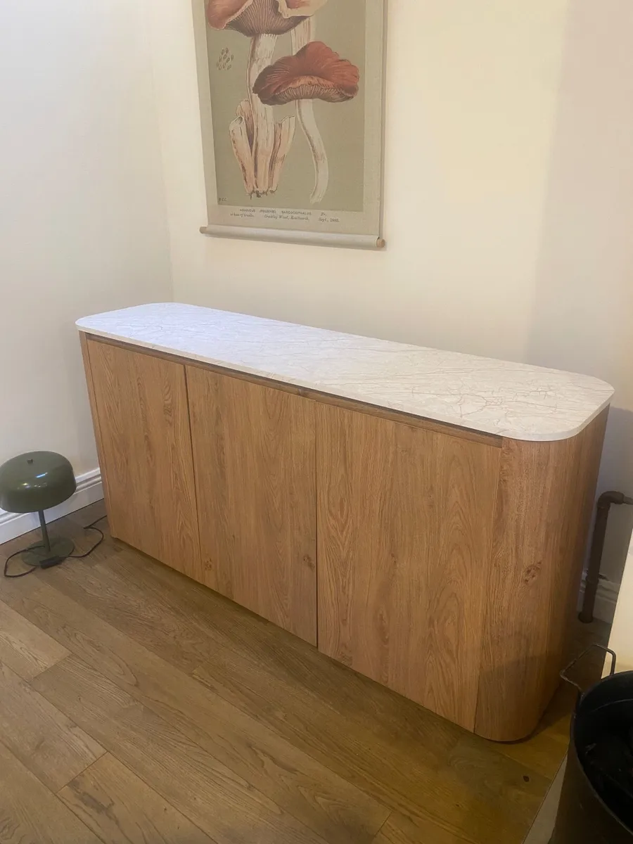 Sideboard - Image 4