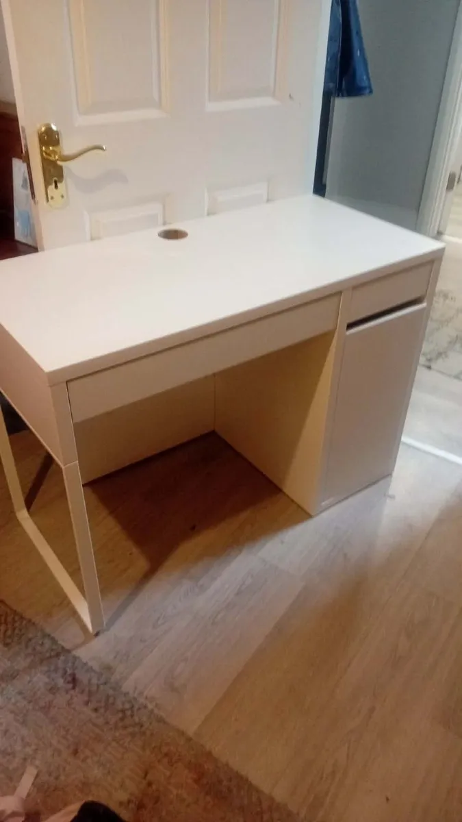 Desk - Image 1