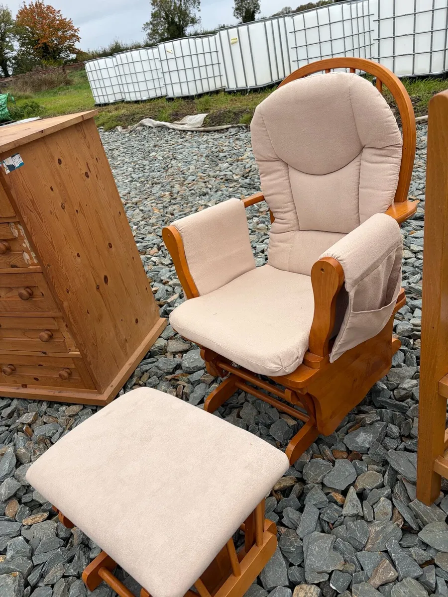 swing chair + stool €100 - Image 1