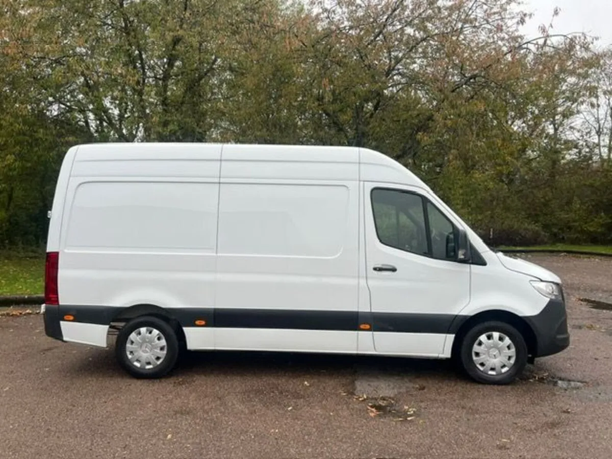 Mercedes-Benz Sprinter 2023 315 Cdi Zero VAT Opt - Image 3