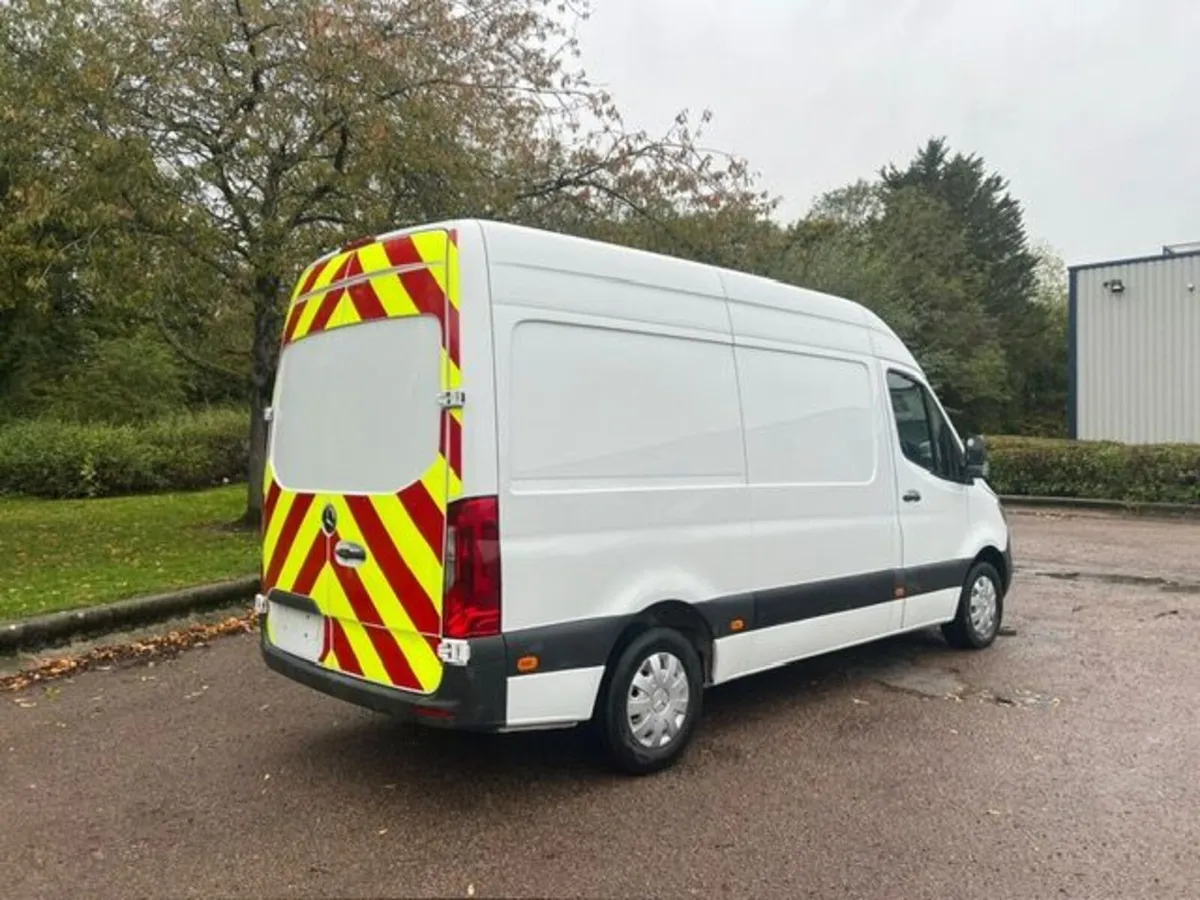 Mercedes-Benz Sprinter 2023 315 Cdi Zero VAT Opt - Image 4