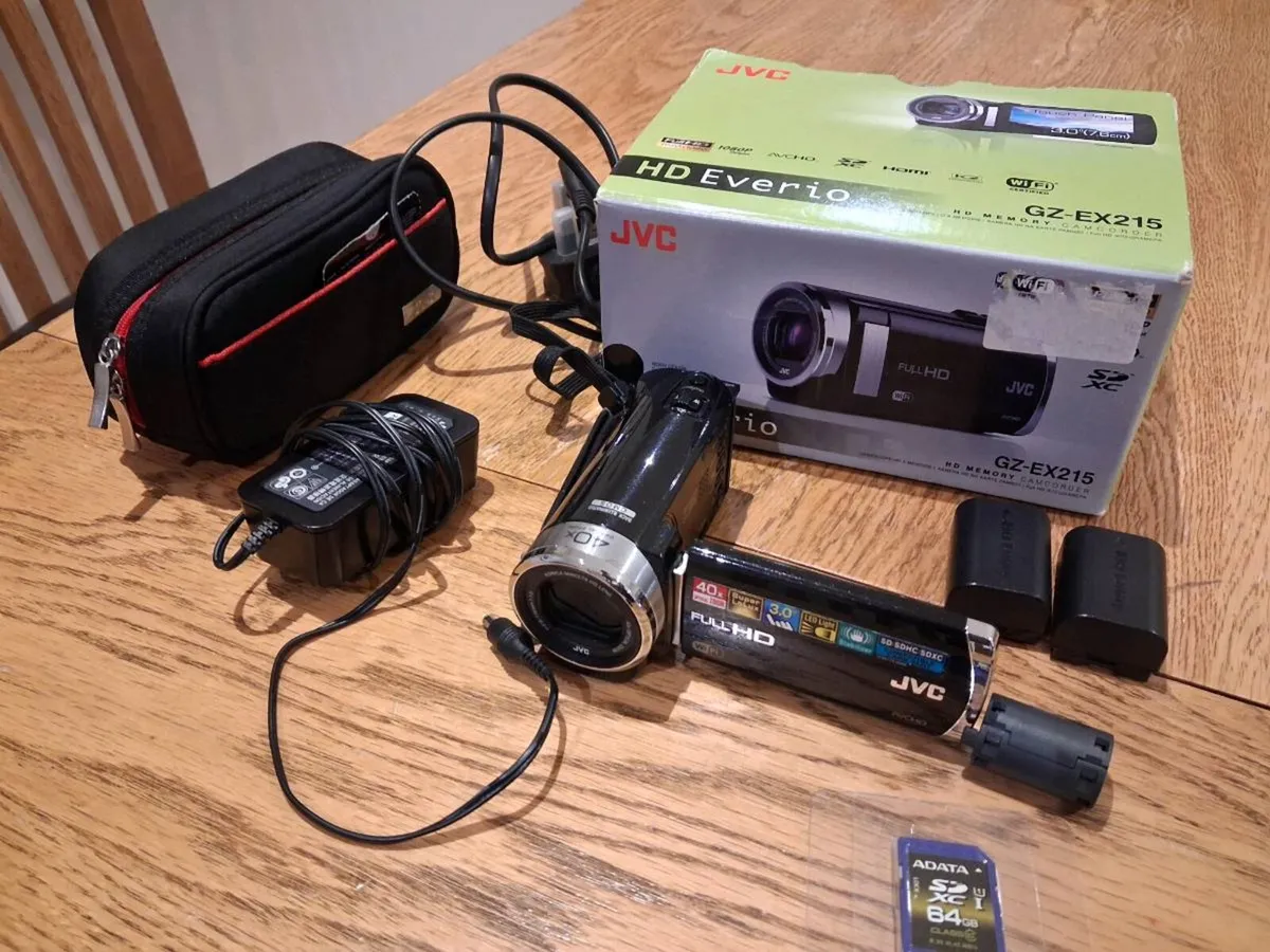 JVC camcorder - Image 1