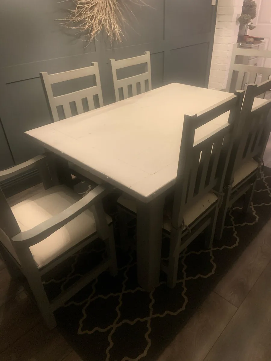 Dining table and chairs - Image 2