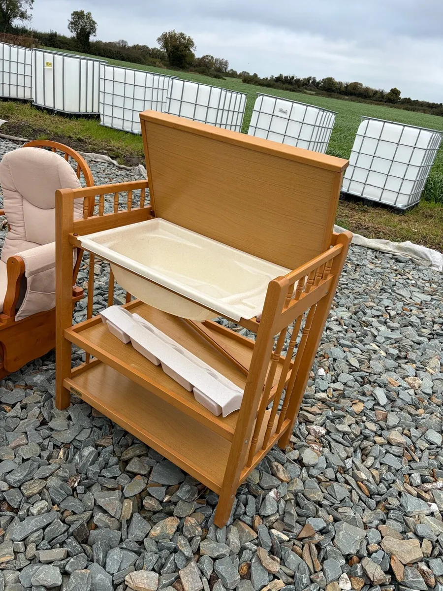 changing table Mama & Papas €50 - Image 2