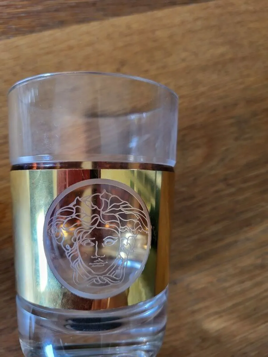 Unique Rare Versace drinking tumblers - Image 2