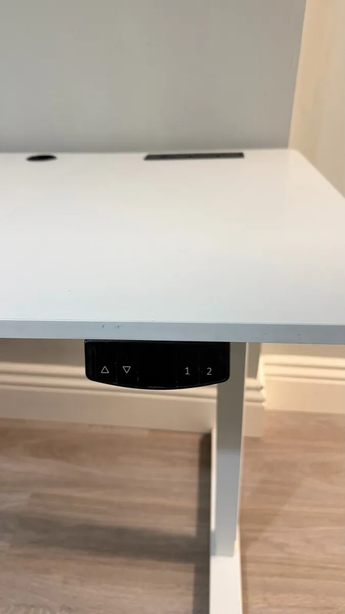 Adjustable electric standing desk 160*60 cm - Image 2
