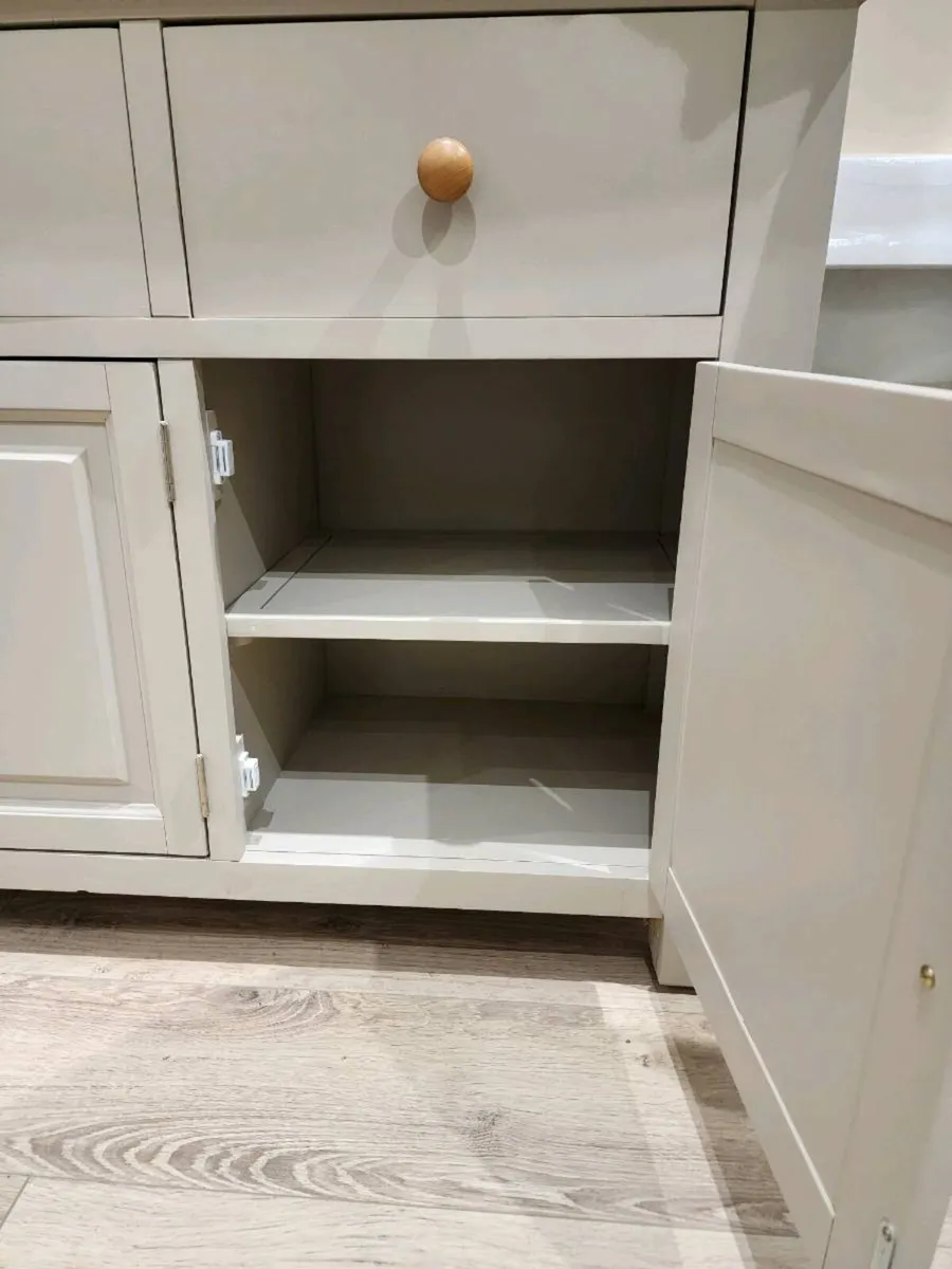 Kitchen Dresser & Shelves - Image 4