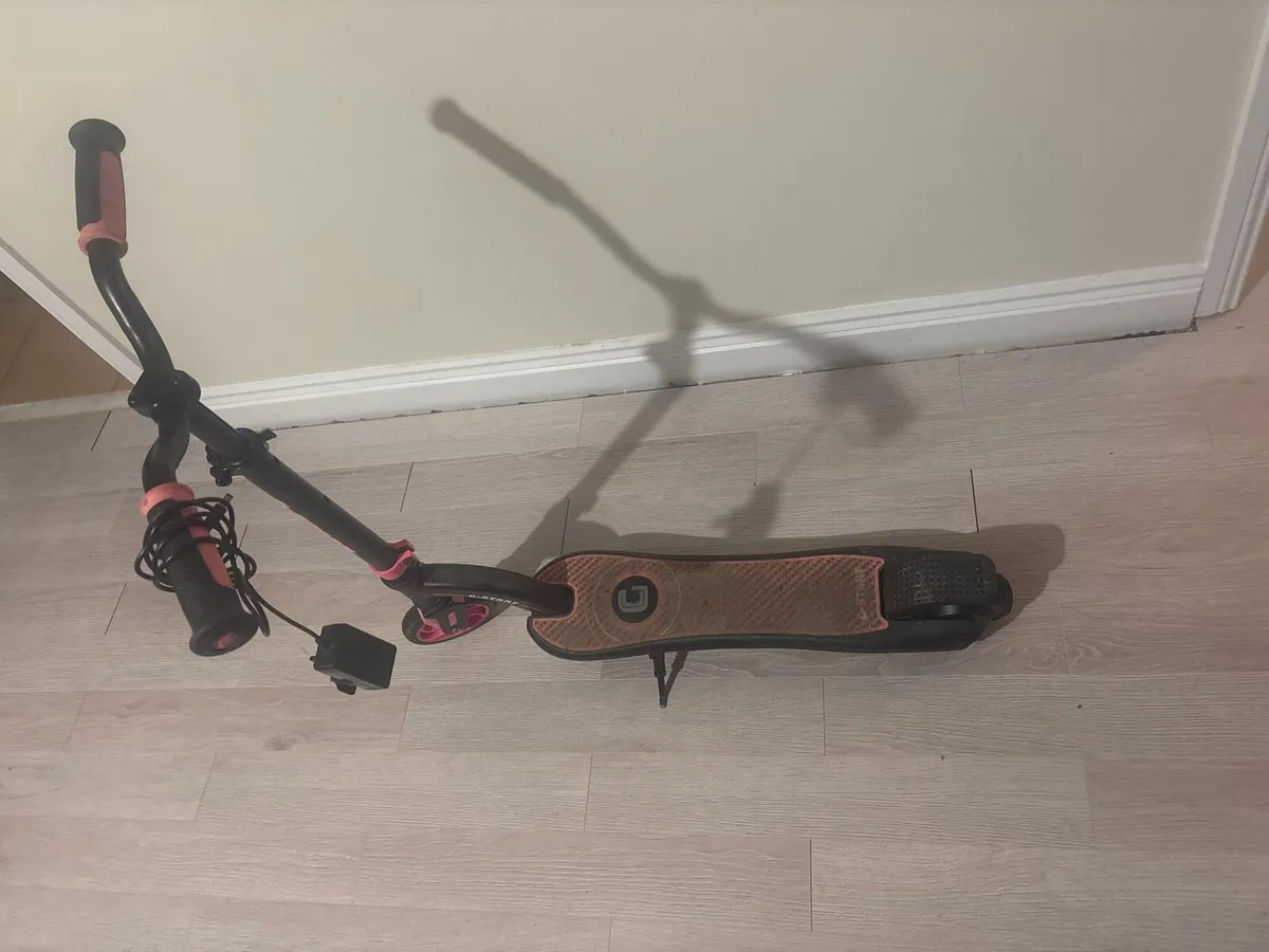 Electric Scooter - Image 2