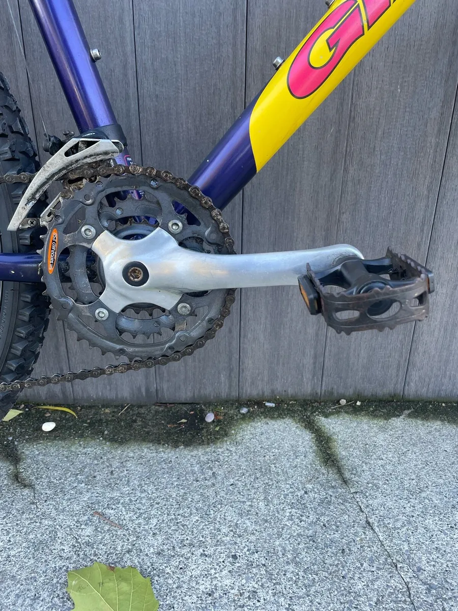 Giant mountain bike - Image 2