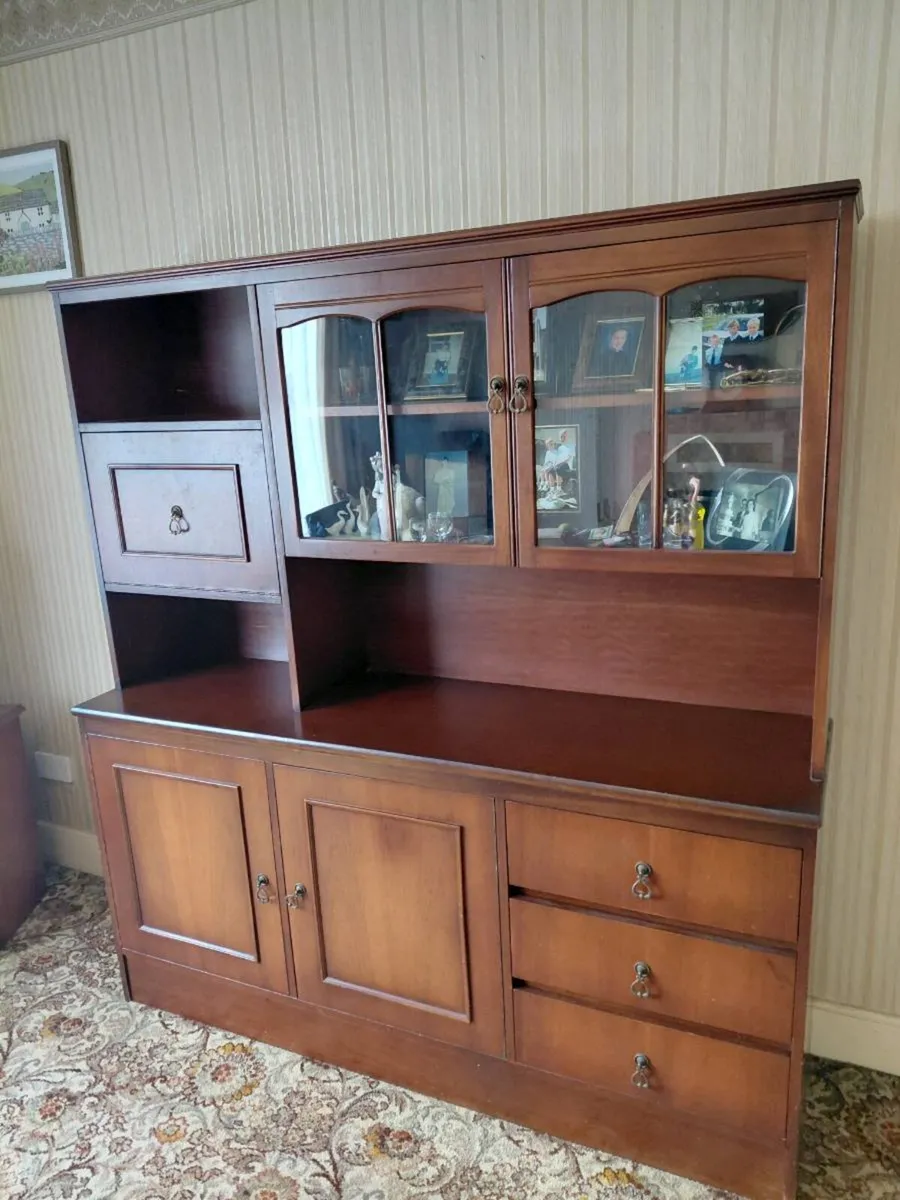 Dresser - Immaculate Condition - Image 1