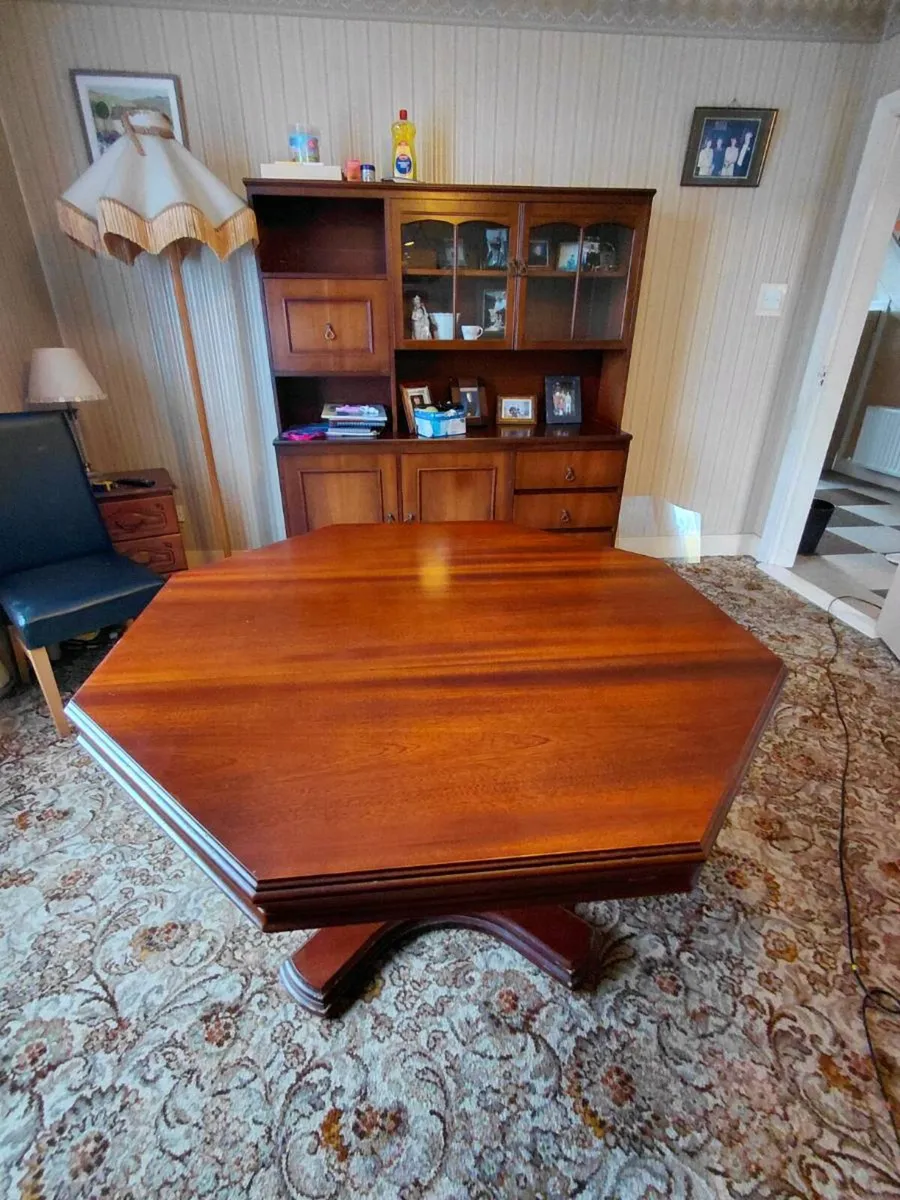 Table - Superb condition - Image 3