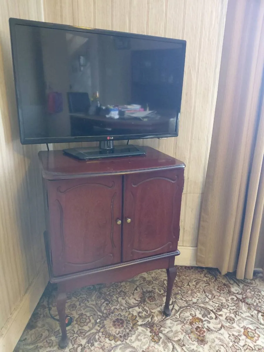 Wooden Cabinet - Image 2