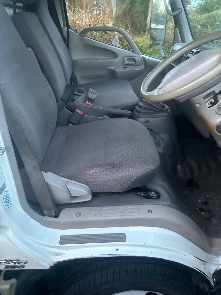 Toyota Dyna 2012 - Image 3
