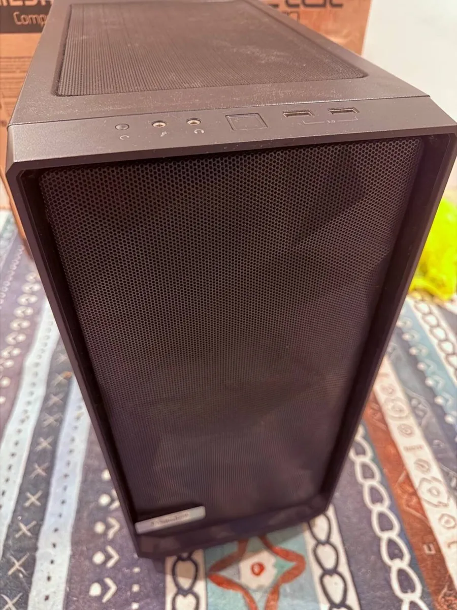 Computer case (tower) - Image 3