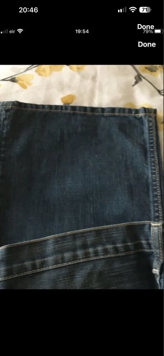 Ladies Tommy Hilfiger jeans W30” x L32” €20 - Image 4