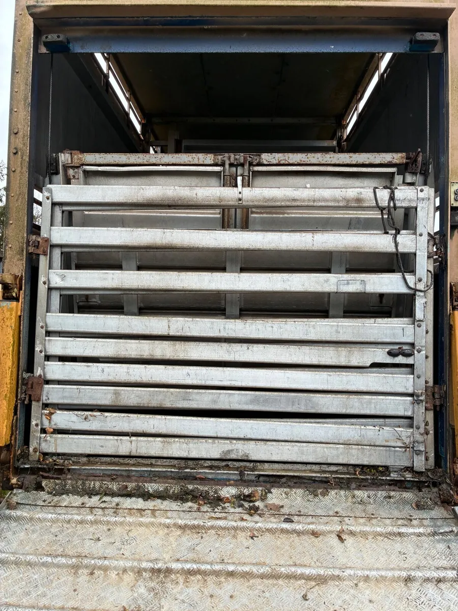 Livestock trailer gates - Image 1