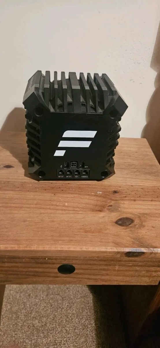 CSL DD (8 Nm)
FullForce
QR2 - Image 2