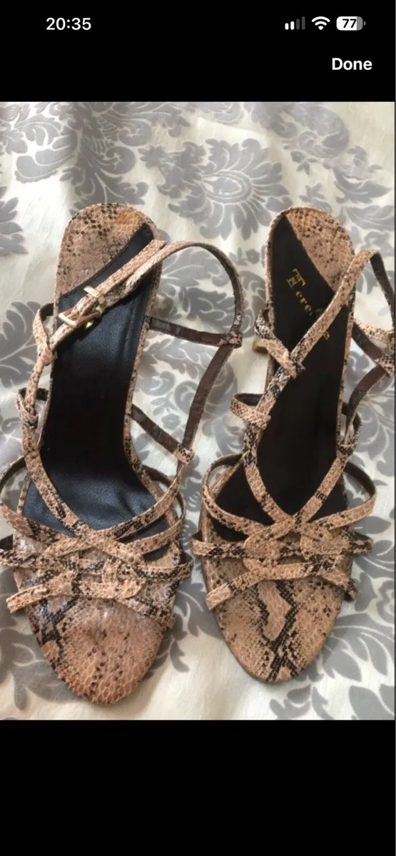 Ladies shoes size 5 €10 - Image 3