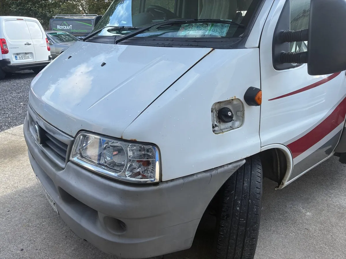 Camper van Bodyshop - Image 3