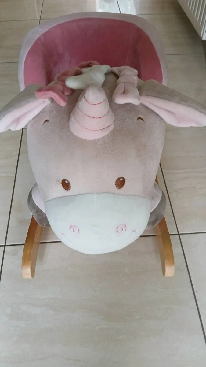 Rocking unicorn. - Image 1
