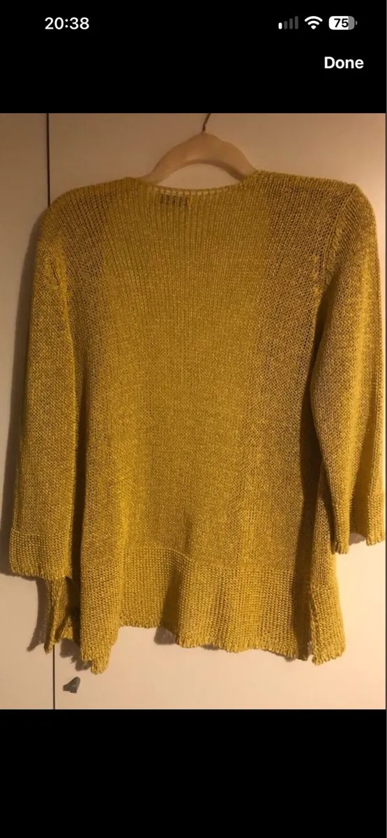 Ladies stunning cardigan size XL €10 - Image 2