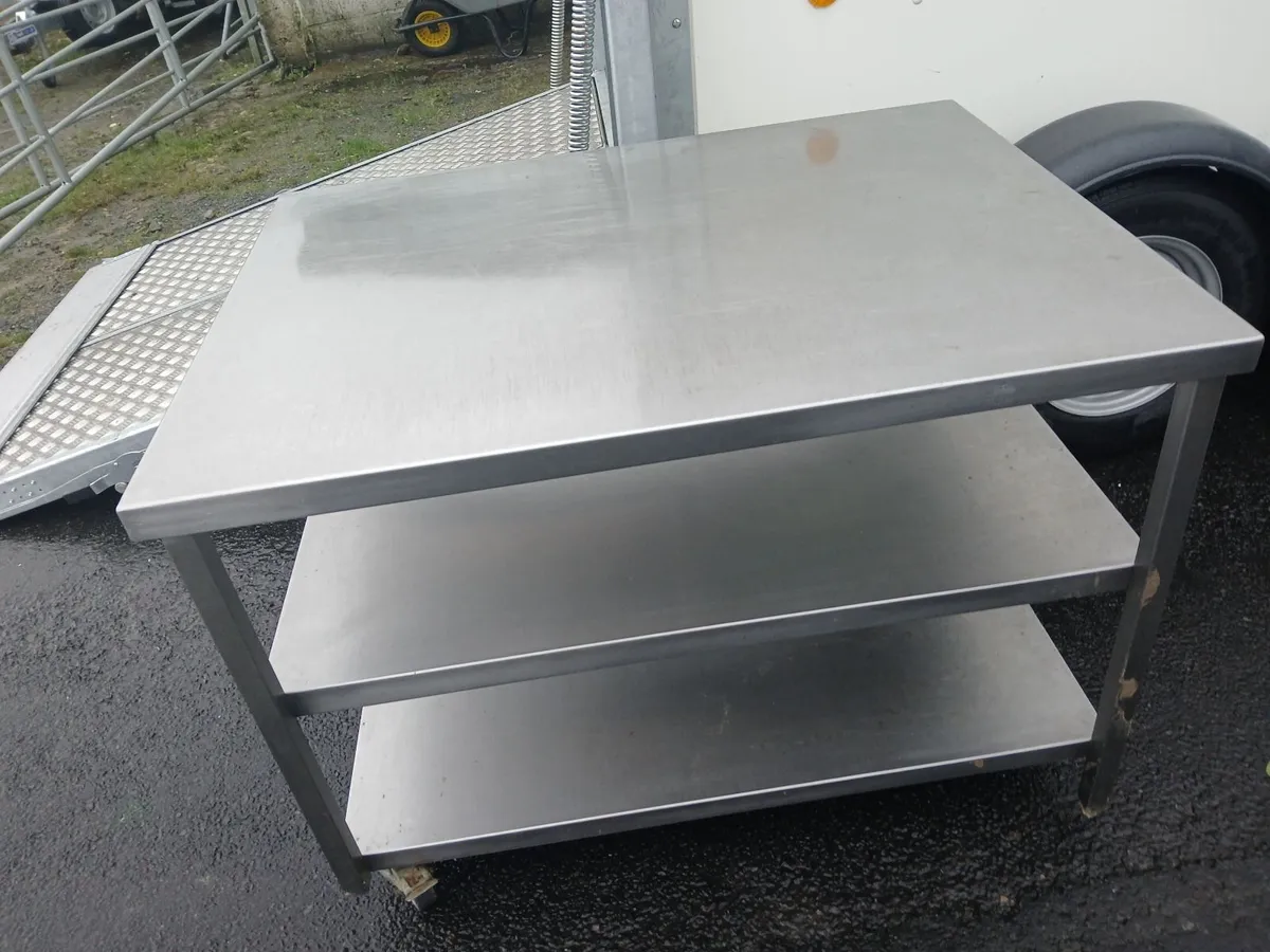 Staneless steel cabbinet  ..work table delivered - Image 3