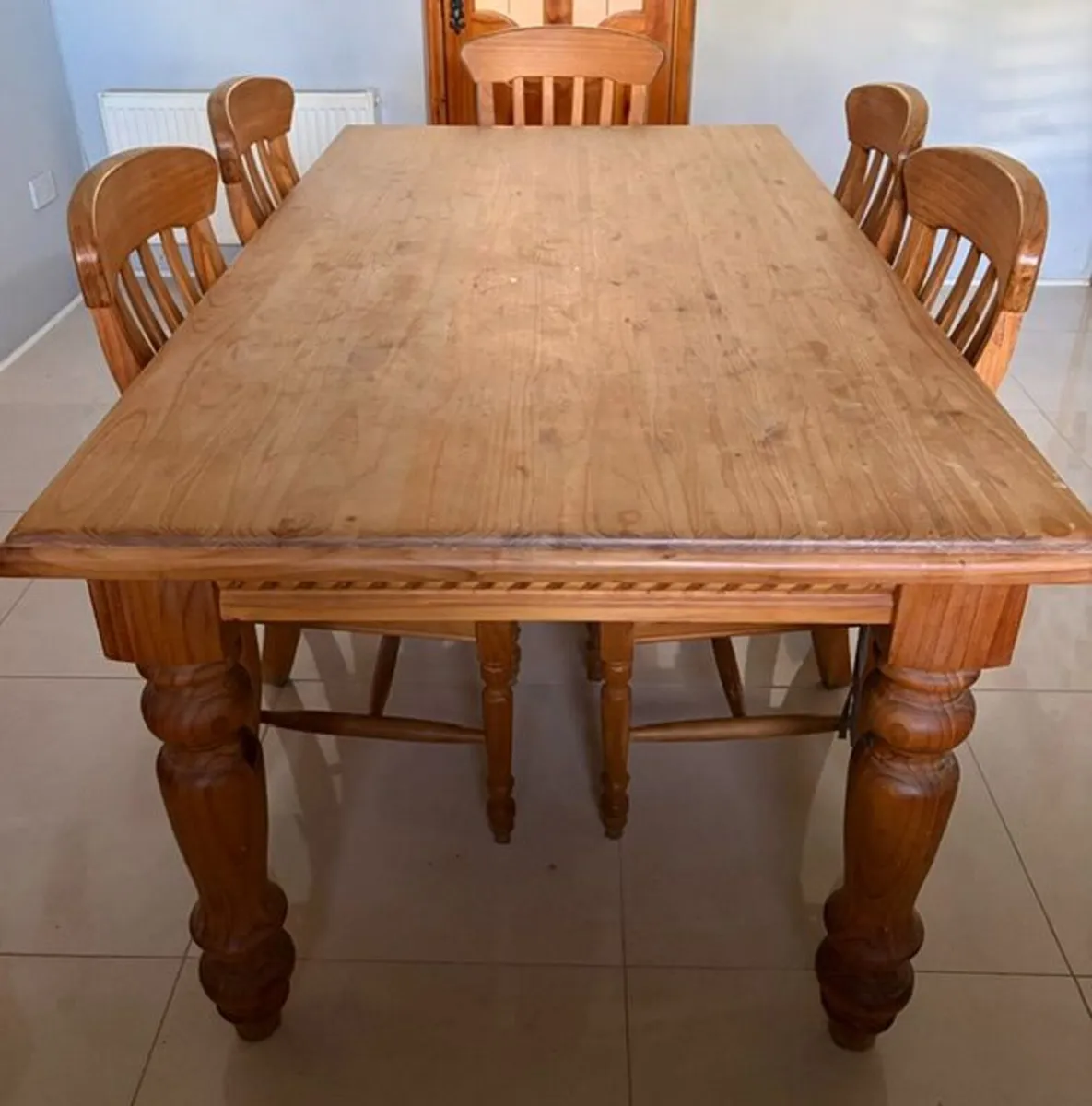 Kitchen Table - Image 4