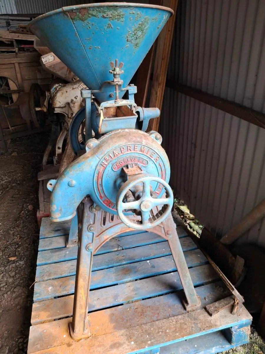 Ferguson drill plough points - Image 1