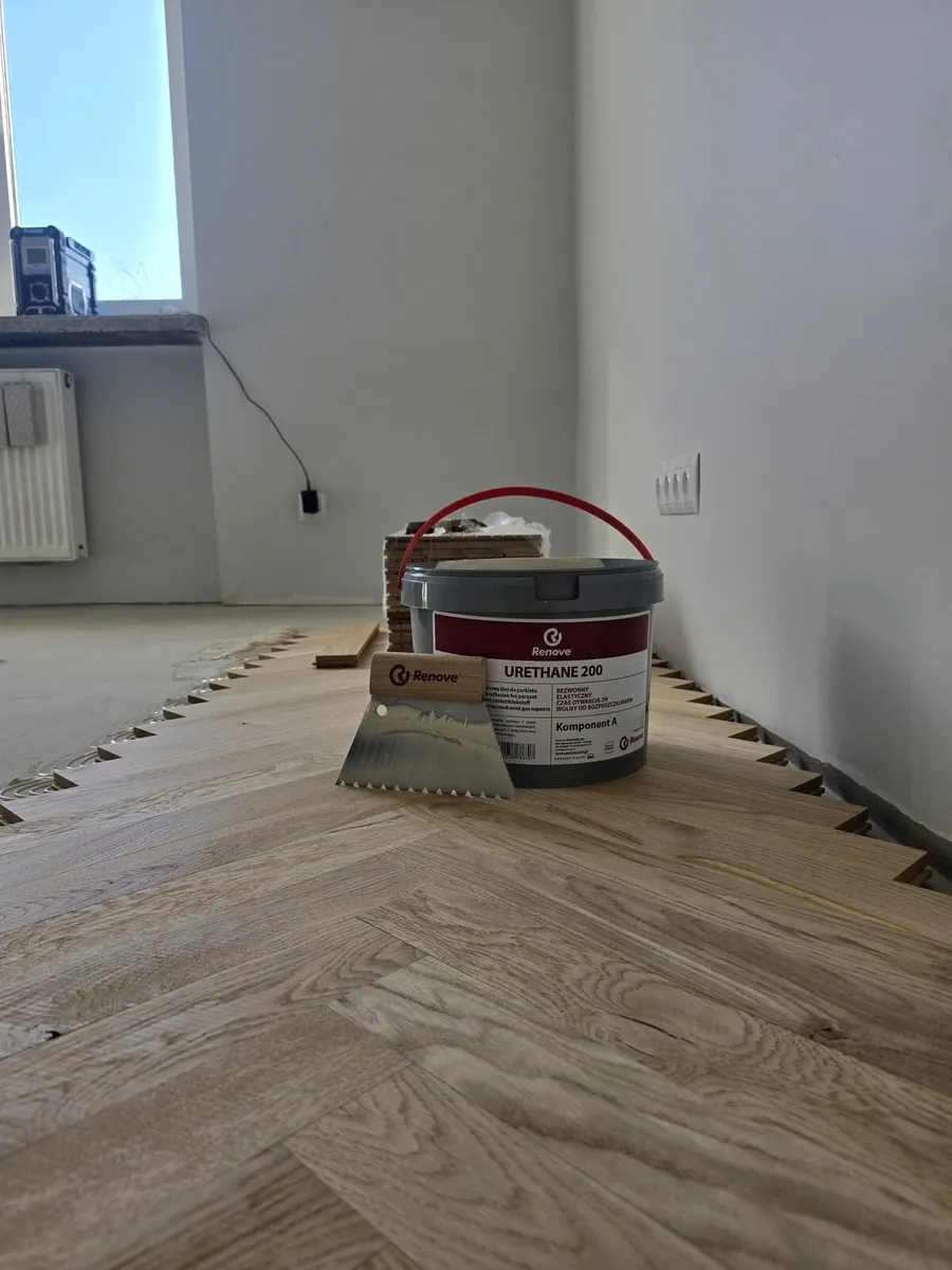 40sqm Premium Solid Oak Herringbone/Parquet - Image 3
