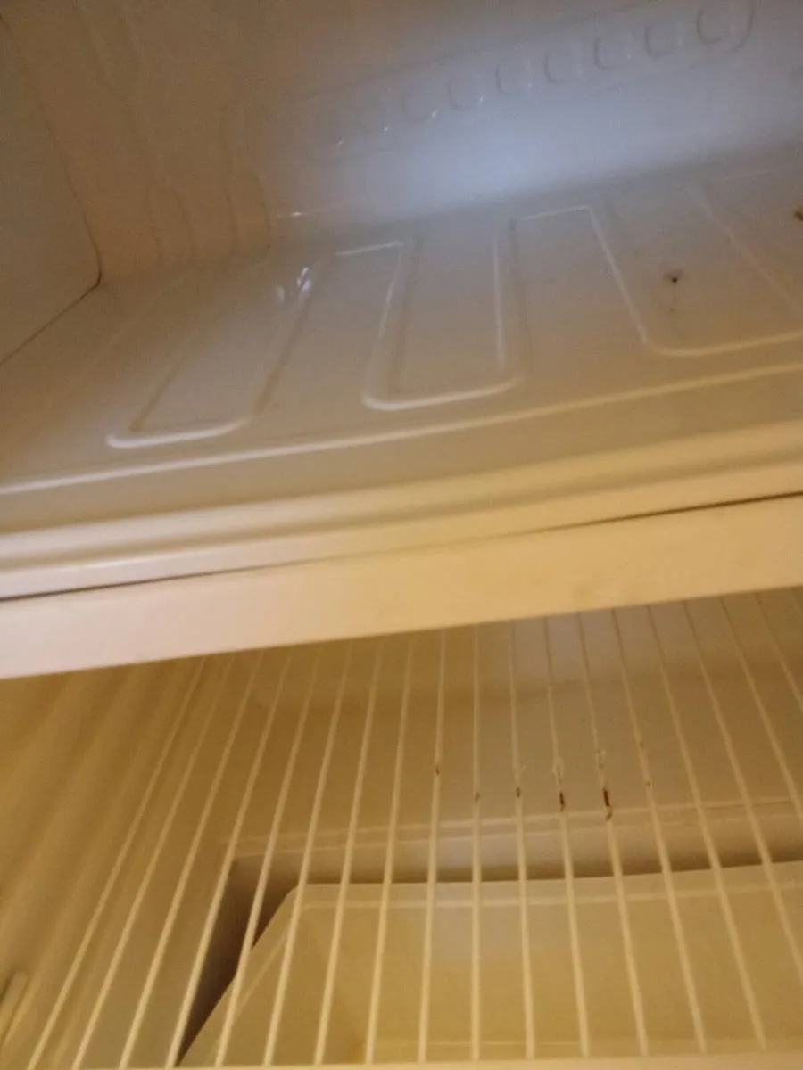 Under counter fridge - Image 2