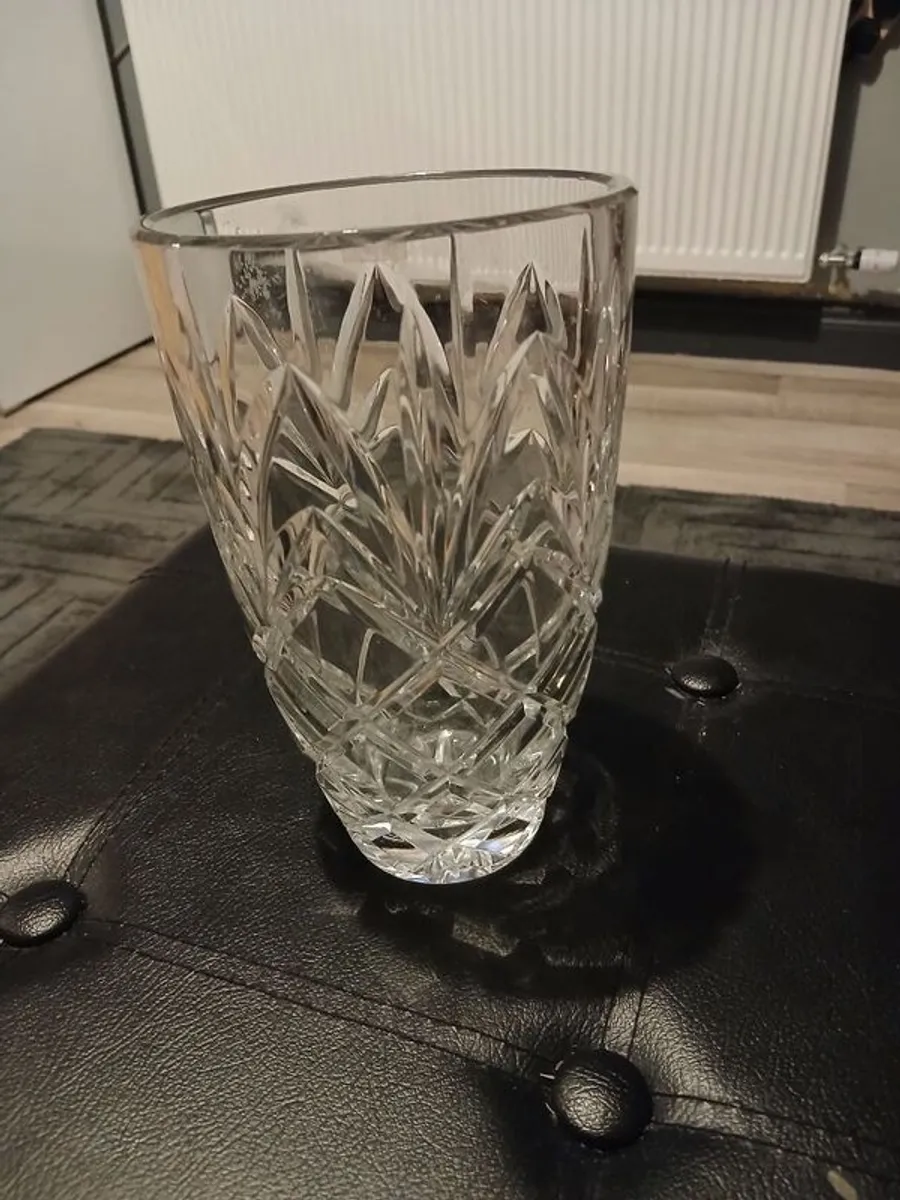 I love the Irish crystal vase for flowers - Image 2