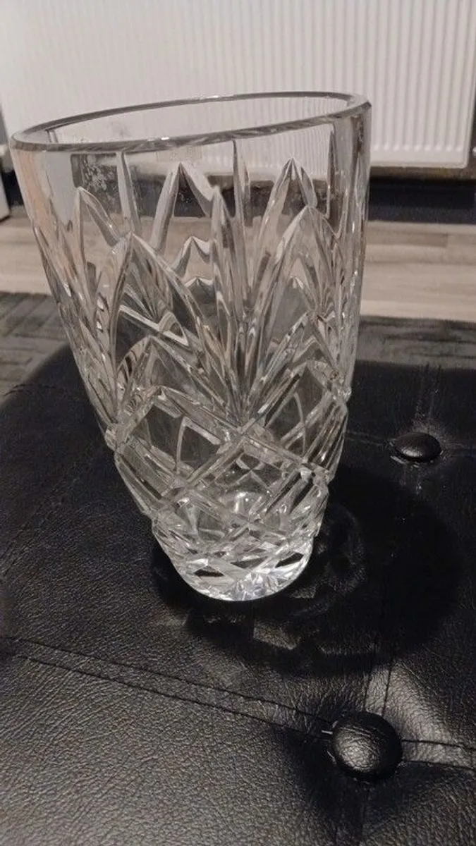 I love the Irish crystal vase for flowers - Image 1