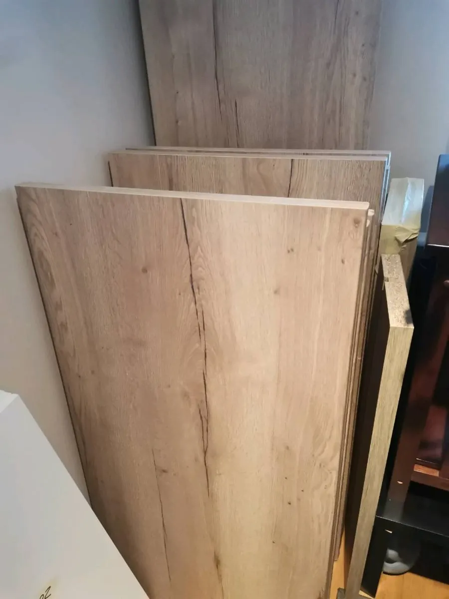 Kitchen countertop - Image 4