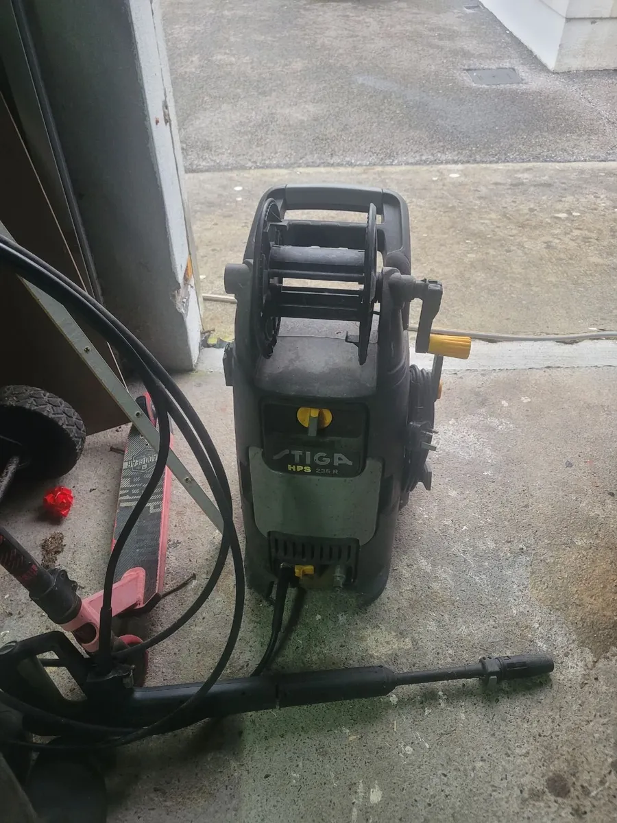 STIGA HPS 235R POWER WASHER