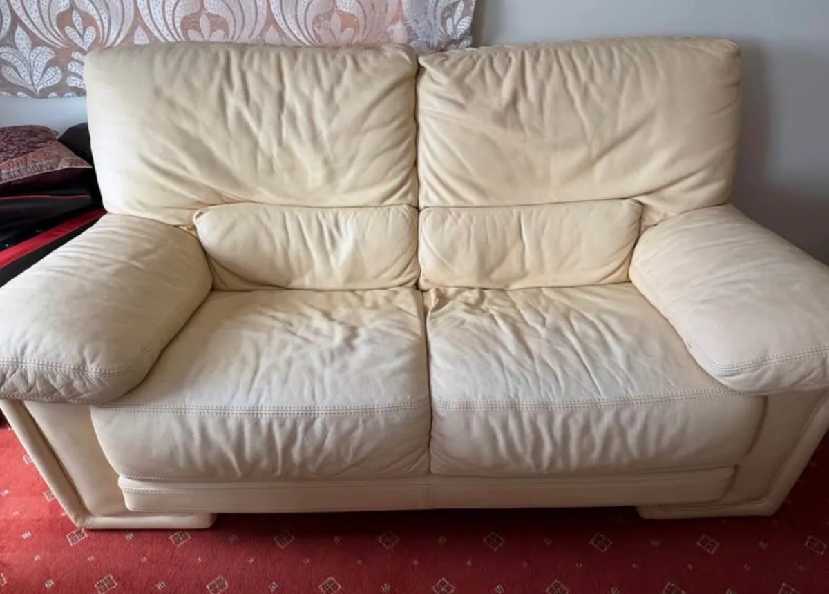 3 Piece Italian Leather Sofa - Image 4