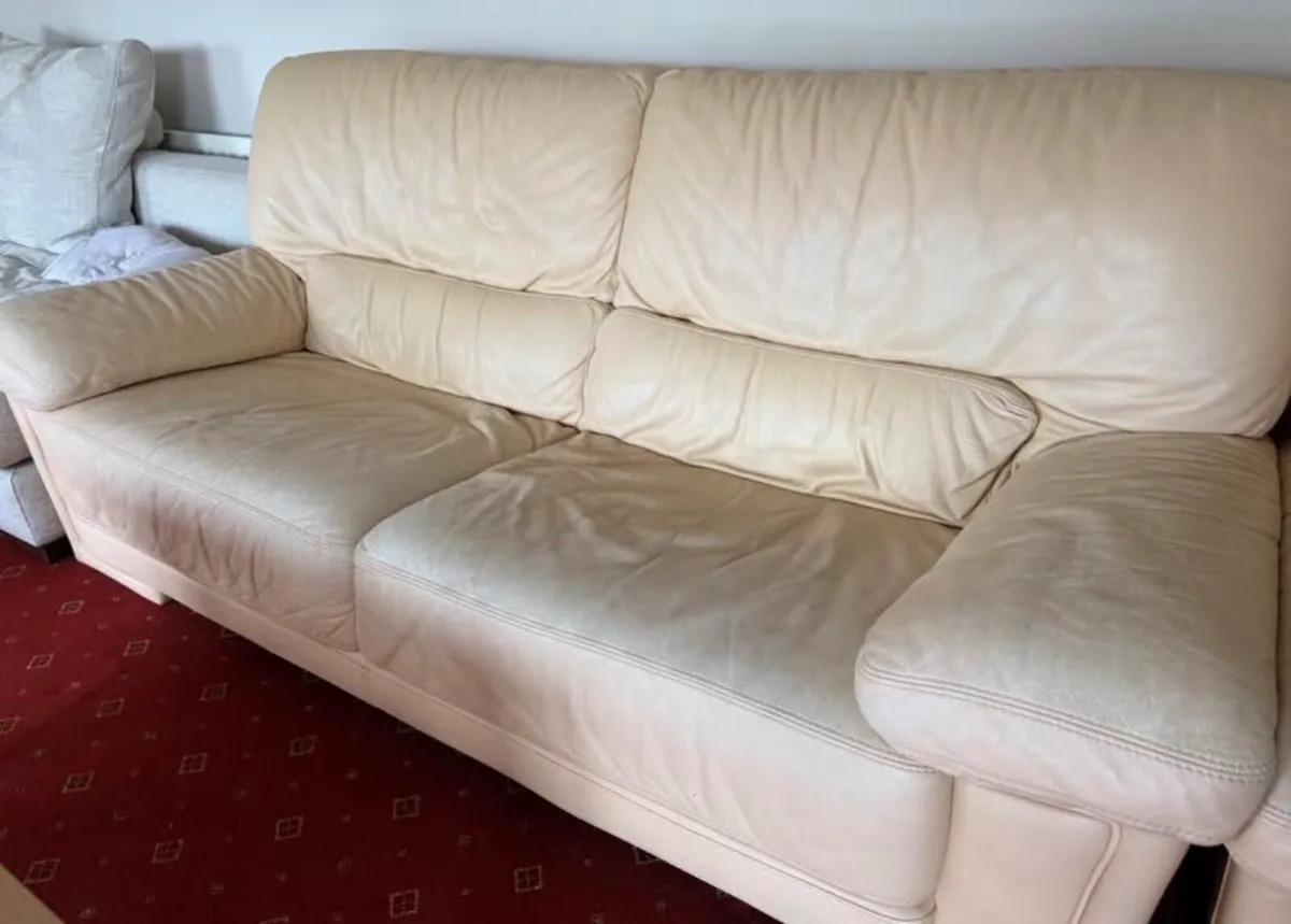 3 Piece Italian Leather Sofa - Image 3