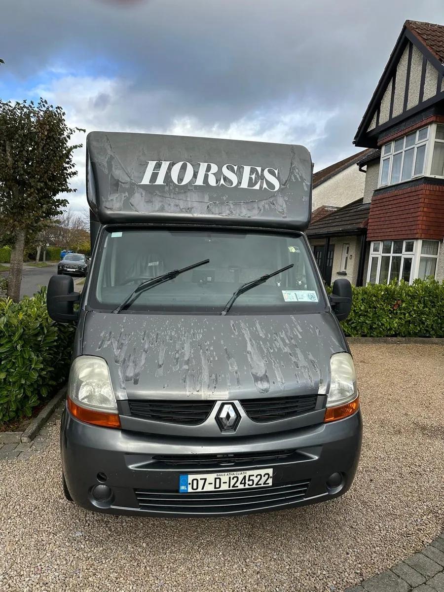 Horse van - Image 3