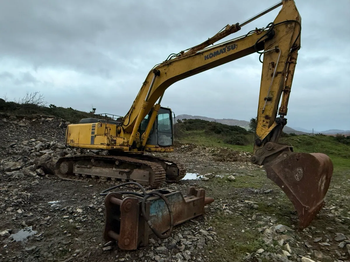 Komatsu 210 - Image 4