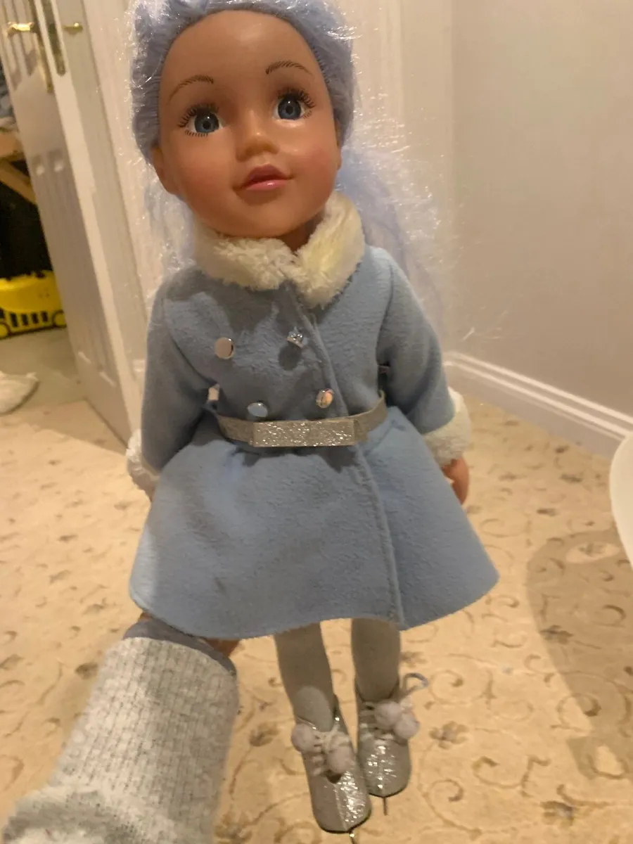 Dolls - Image 1